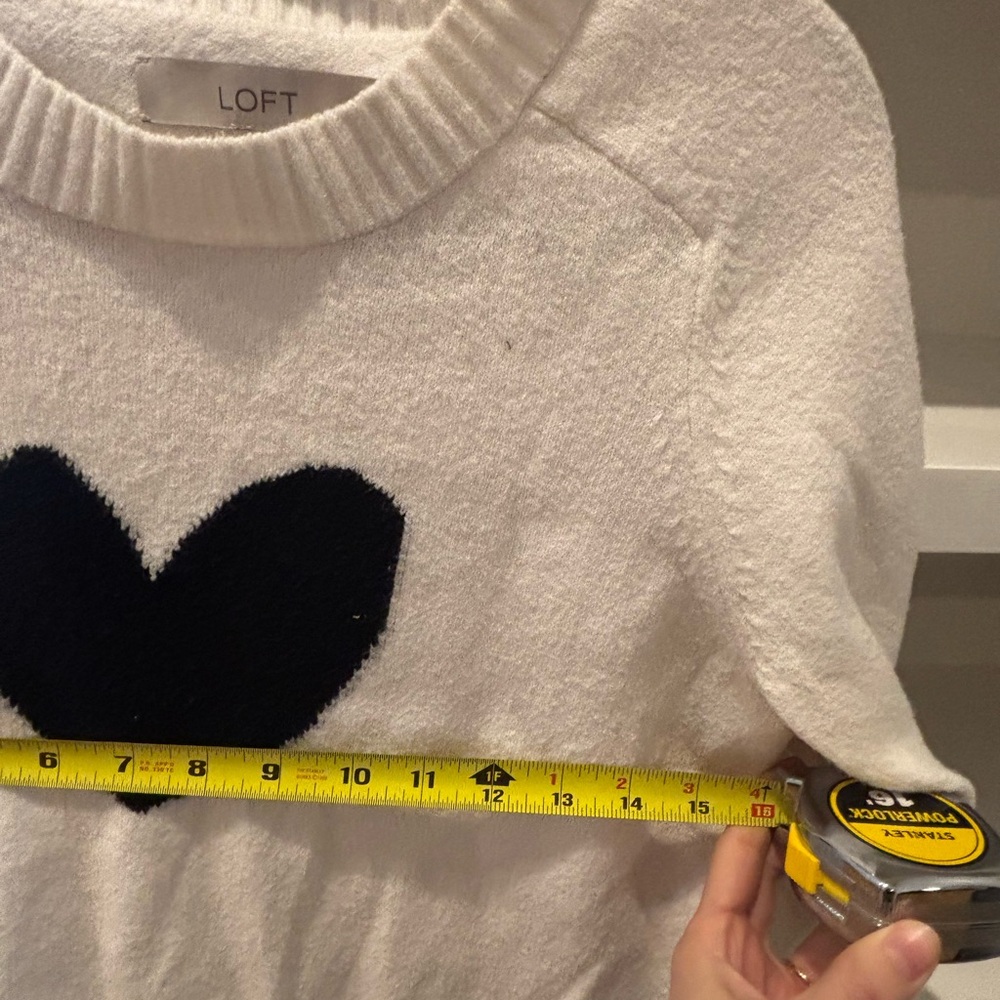 LOFT Valentine’s Day Cream Sweater XS Petite - Picture 4 of 4
